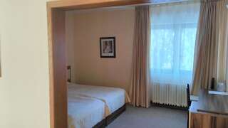 Отель Hotel Bor Боровец Апартаменты с 1 спальней (для 2 взрослых и 2 детей)-3