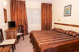 Отель Hotel Bor Боровец Двухместный номер с 1 кроватью или 2 отдельными кроватями-9